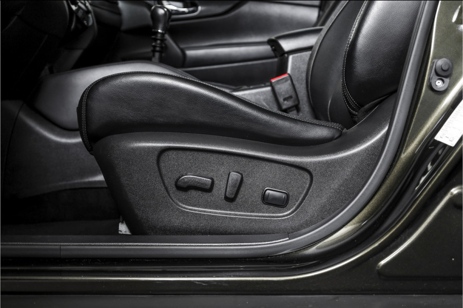 Nissan X-Trail 1.6 DIG-T 165 PK Tekna 7p. Orig. NL | S/K-Panodak | Cruise | Stoel-+Stoelverw. | PDC | 360 Camera | NAV | ECC | Elek. Klep | Trekhaak | LM 19" |