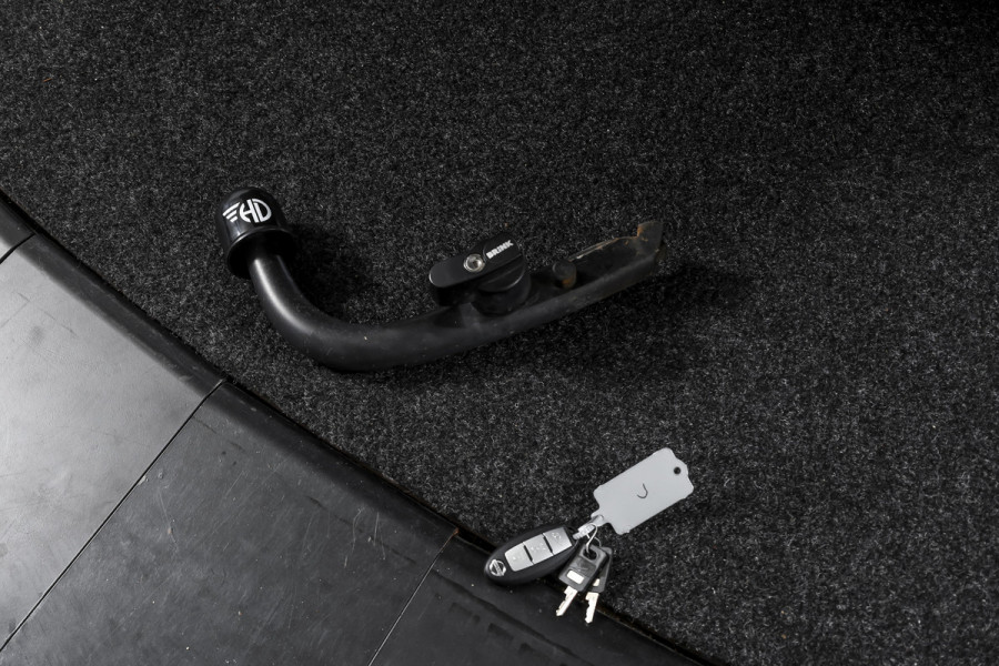 Nissan X-Trail 1.6 DIG-T 165 PK Tekna 7p. Orig. NL | S/K-Panodak | Cruise | Stoel-+Stoelverw. | PDC | 360 Camera | NAV | ECC | Elek. Klep | Trekhaak | LM 19" |