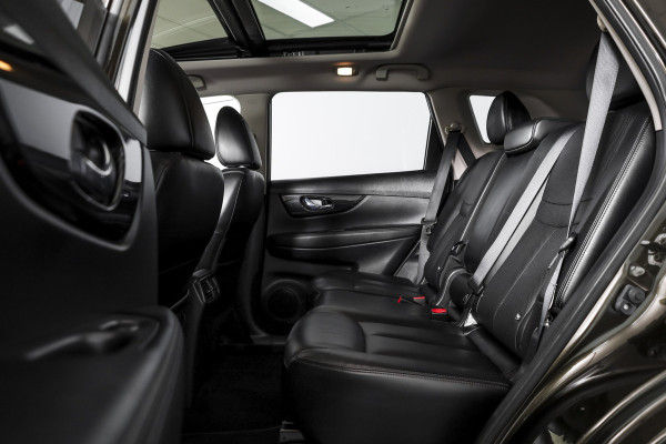 Nissan X-Trail 1.6 DIG-T 165 PK Tekna 7p. Orig. NL | S/K-Panodak | Cruise | Stoel-+Stoelverw. | PDC | 360 Camera | NAV | ECC | Elek. Klep | Trekhaak | LM 19" |