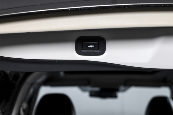 Nissan X-Trail 1.6 DIG-T 165 PK Tekna 7p. Orig. NL | S/K-Panodak | Cruise | Stoel-+Stoelverw. | PDC | 360 Camera | NAV | ECC | Elek. Klep | Trekhaak | LM 19" |