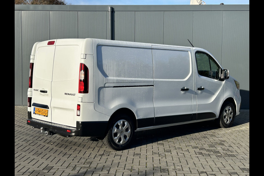 Renault Trafic 2.0 dCi 110 PK / L2H1 / TREKHAAK / 31.141 KM !! / 1e EIG. / AIRCO / CRUISE / 3-ZITS / APPLE CARPLAY / LED