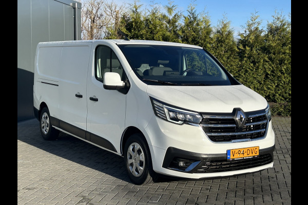 Renault Trafic 2.0 dCi 110 PK / L2H1 / TREKHAAK / 31.141 KM !! / 1e EIG. / AIRCO / CRUISE / 3-ZITS / APPLE CARPLAY / LED