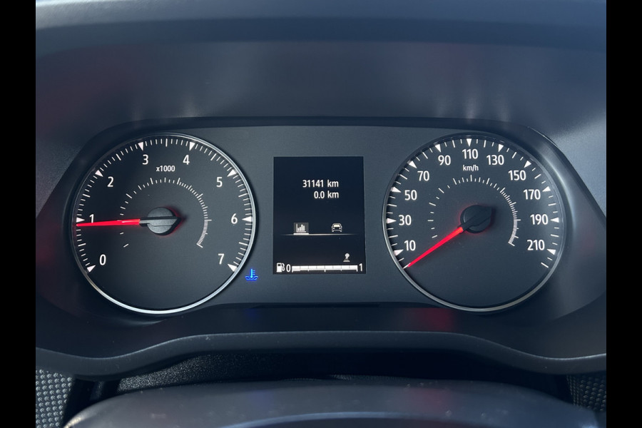 Renault Trafic 2.0 dCi 110 PK / L2H1 / TREKHAAK / 31.141 KM !! / 1e EIG. / AIRCO / CRUISE / 3-ZITS / APPLE CARPLAY / LED