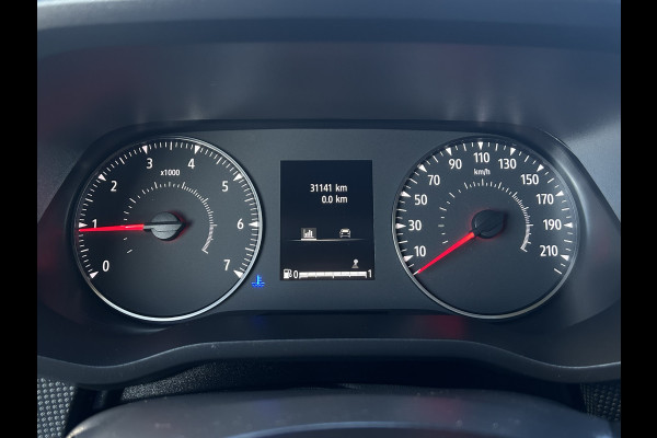 Renault Trafic 2.0 dCi 110 PK / L2H1 / TREKHAAK / 31.141 KM !! / 1e EIG. / AIRCO / CRUISE / 3-ZITS / APPLE CARPLAY / LED