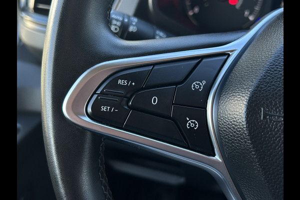 Renault Trafic 2.0 dCi 110 PK / L2H1 / TREKHAAK / 31.141 KM !! / 1e EIG. / AIRCO / CRUISE / 3-ZITS / APPLE CARPLAY / LED