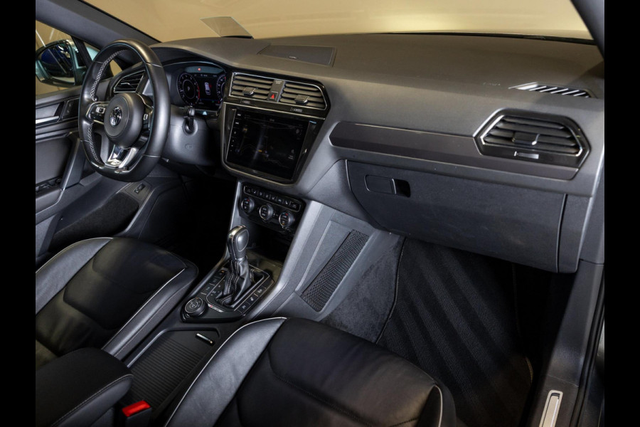 Volkswagen Tiguan Allspace 2.0 TSI 4Motion R-Line / 220pk / Panorama dak / Rondomzicht camera / Leder /