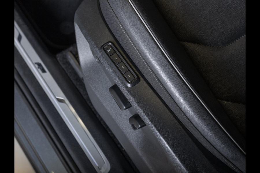 Volkswagen Tiguan Allspace 2.0 TSI 4Motion R-Line / 220pk / Panorama dak / Rondomzicht camera / Leder /