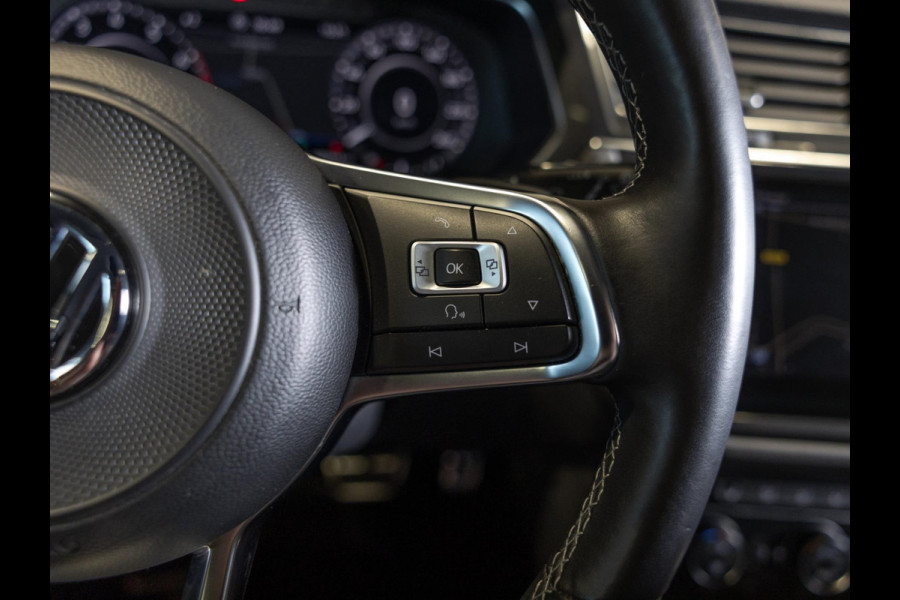 Volkswagen Tiguan Allspace 2.0 TSI 4Motion R-Line / 220pk / Panorama dak / Rondomzicht camera / Leder /