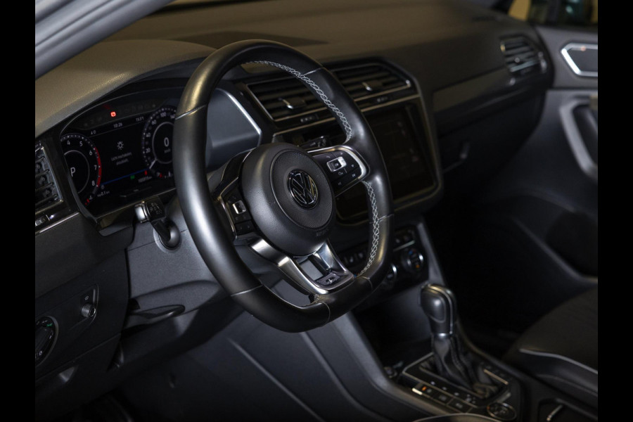 Volkswagen Tiguan Allspace 2.0 TSI 4Motion R-Line / 220pk / Panorama dak / Rondomzicht camera / Leder /