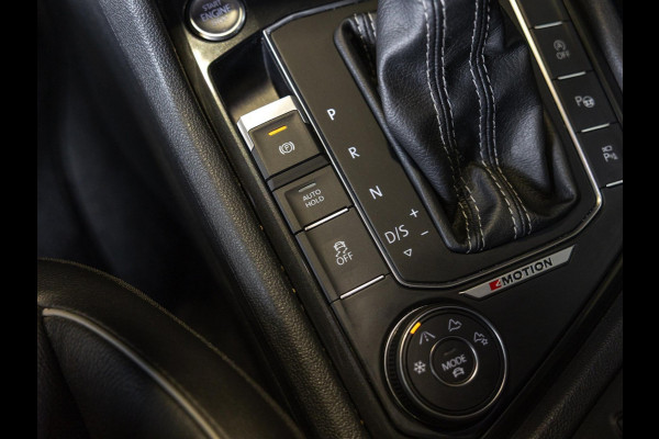 Volkswagen Tiguan Allspace 2.0 TSI 4Motion R-Line / 220pk / Panorama dak / Rondomzicht camera / Leder /