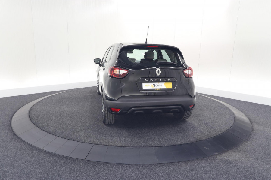 Renault Captur TCe 90 Limited | Parkeersensoren | Navigatie | Airco | Cruise Control | LM-Velgen