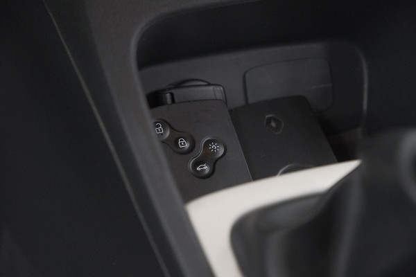 Renault Captur TCe 90 Limited | Parkeersensoren | Navigatie | Airco | Cruise Control | LM-Velgen