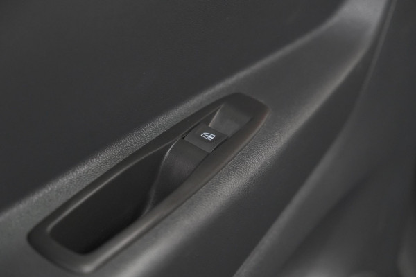 Renault Captur TCe 90 Limited | Parkeersensoren | Navigatie | Airco | Cruise Control | LM-Velgen