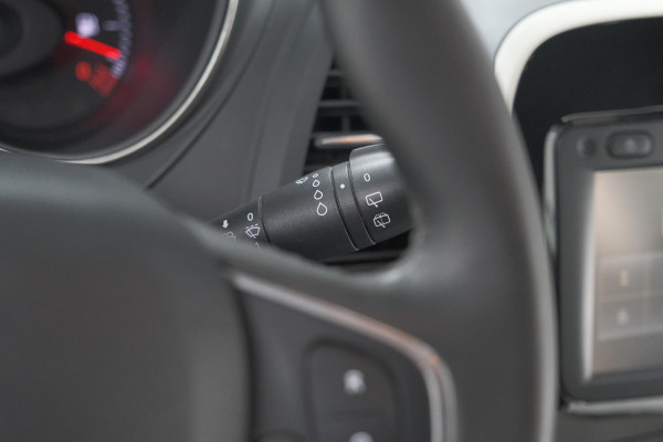 Renault Captur TCe 90 Limited | Parkeersensoren | Navigatie | Airco | Cruise Control | LM-Velgen