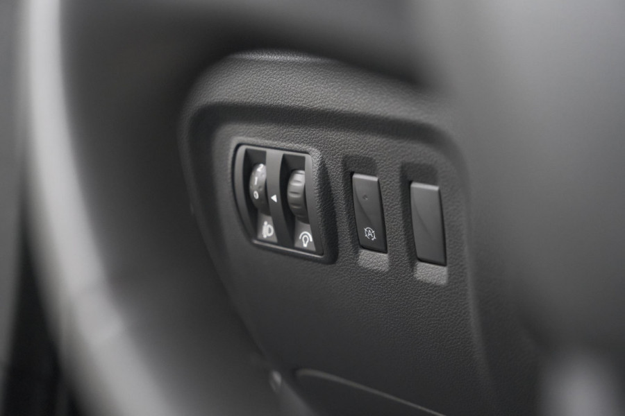 Renault Captur TCe 90 Limited | Parkeersensoren | Navigatie | Airco | Cruise Control | LM-Velgen