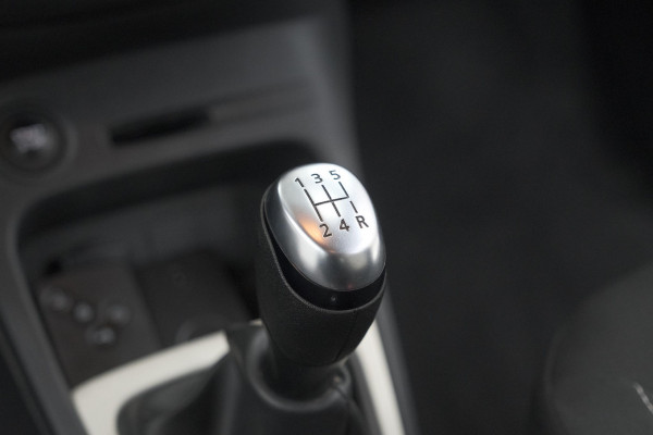 Renault Captur TCe 90 Limited | Parkeersensoren | Navigatie | Airco | Cruise Control | LM-Velgen