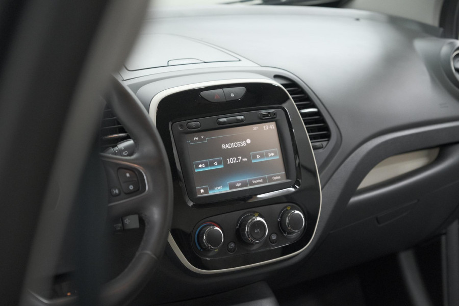 Renault Captur TCe 90 Limited | Parkeersensoren | Navigatie | Airco | Cruise Control | LM-Velgen