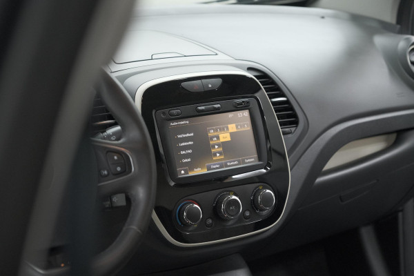Renault Captur TCe 90 Limited | Parkeersensoren | Navigatie | Airco | Cruise Control | LM-Velgen