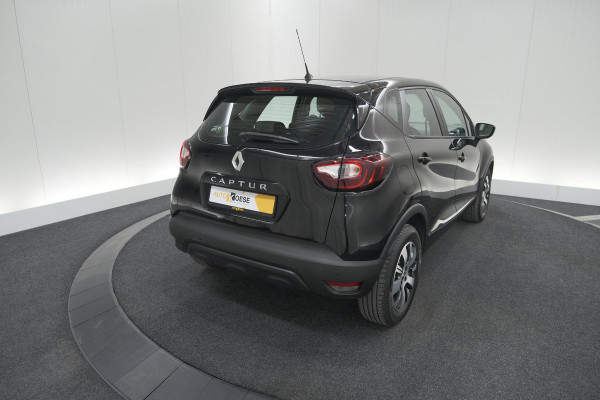 Renault Captur TCe 90 Limited | Parkeersensoren | Navigatie | Airco | Cruise Control | LM-Velgen