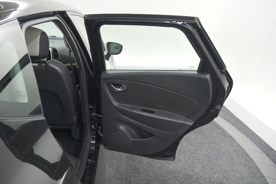 Renault Captur TCe 90 Limited | Parkeersensoren | Navigatie | Airco | Cruise Control | LM-Velgen