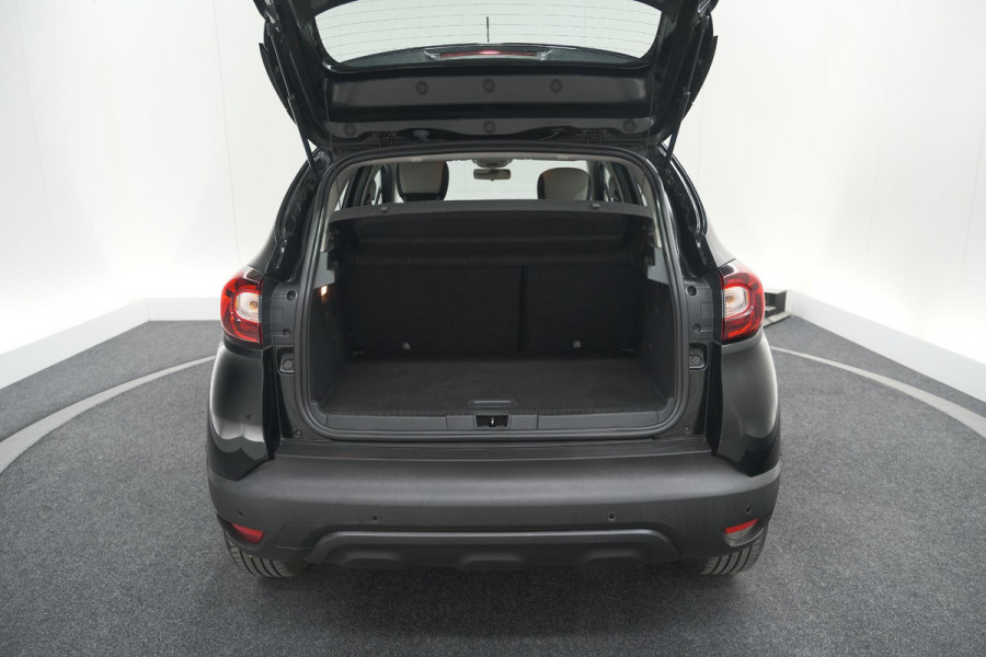 Renault Captur TCe 90 Limited | Parkeersensoren | Navigatie | Airco | Cruise Control | LM-Velgen