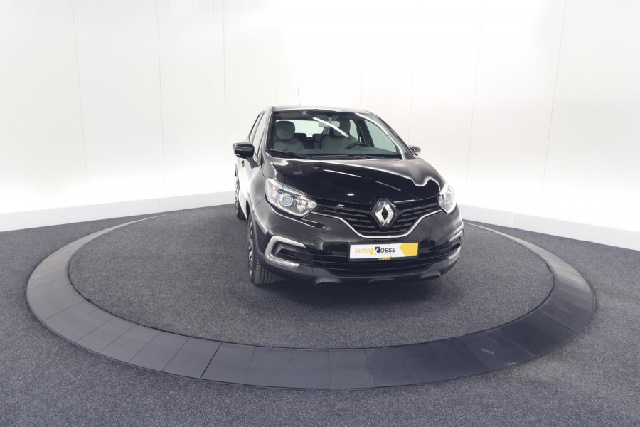 Renault Captur TCe 90 Limited | Parkeersensoren | Navigatie | Airco | Cruise Control | LM-Velgen