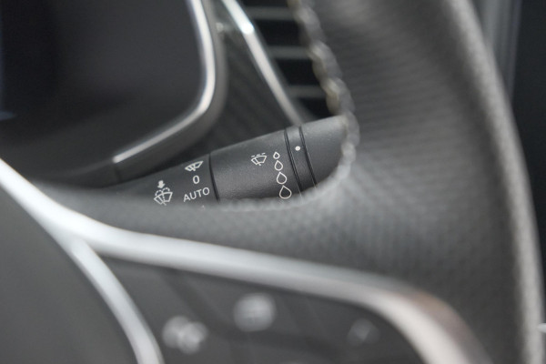Renault Arkana 1.6 E-Tech hybrid 145 E-Tech Engineered | Camera | Adaptieve Cruise Control | Dodehoekdetectie