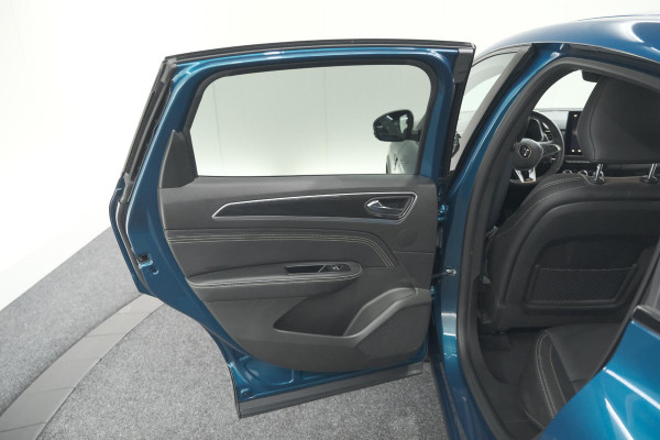 Renault Arkana 1.6 E-Tech hybrid 145 E-Tech Engineered | Camera | Adaptieve Cruise Control | Dodehoekdetectie