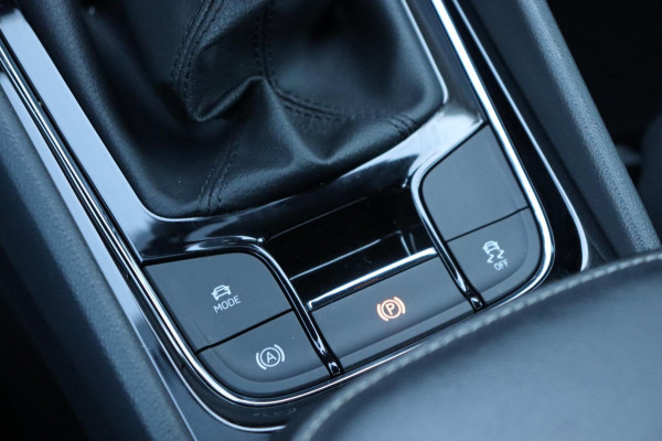 Škoda Kodiaq 1.5 TSI Sportline Business org.NL trekhaak.afn. camera stuur+stoelverw.