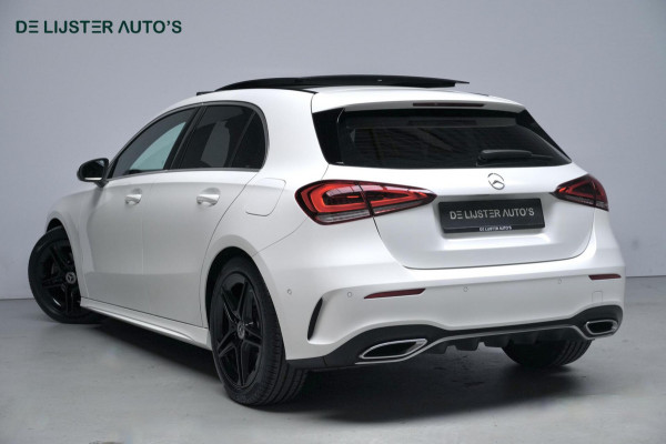 Mercedes-Benz A-Klasse 200 AMG Automaat 163 PK | Pano-dak | Widescreen | Stoelverwarming | Camera | Led | Pdc |