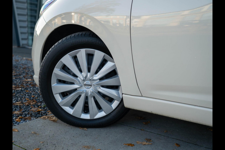 Nissan Micra 1.0 IG-T Acenta / Cruise / Carplay / Trek haak