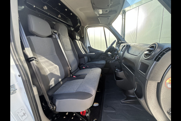 Renault Master 2.3 dCi 131 PK E6 / L1H2 / TREKHAAK / 1e EIG. / AIRCO / CRUISE / NAVI / BLUETOOTH / 3-ZITS