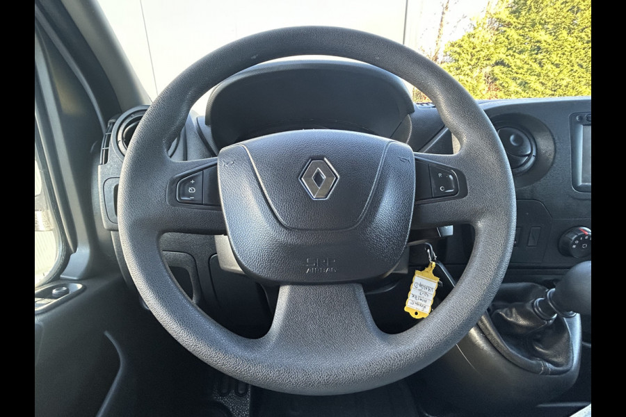 Renault Master 2.3 dCi 131 PK E6 / L1H2 / TREKHAAK / 1e EIG. / AIRCO / CRUISE / NAVI / BLUETOOTH / 3-ZITS