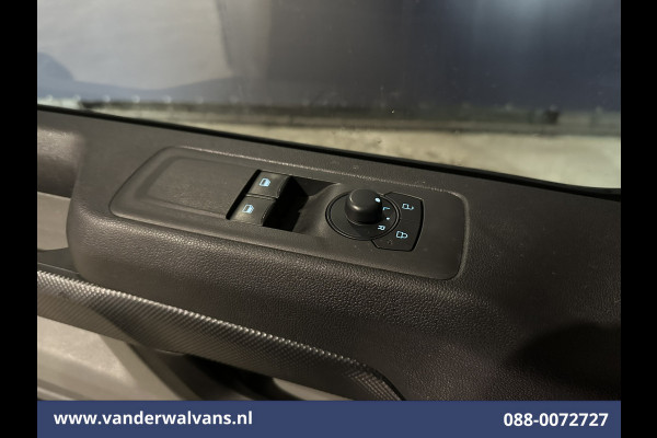Ford Transit Custom 2.0 TDCI 136pk L2H1 Euro6 Airco | Camera | Apple Carplay | Android Auto | Cruisecontrol | LED Parkeersensoren, Verwarmde voorruit, Lane-assist, Bijrijdersbank, 2800kg trekvermogen