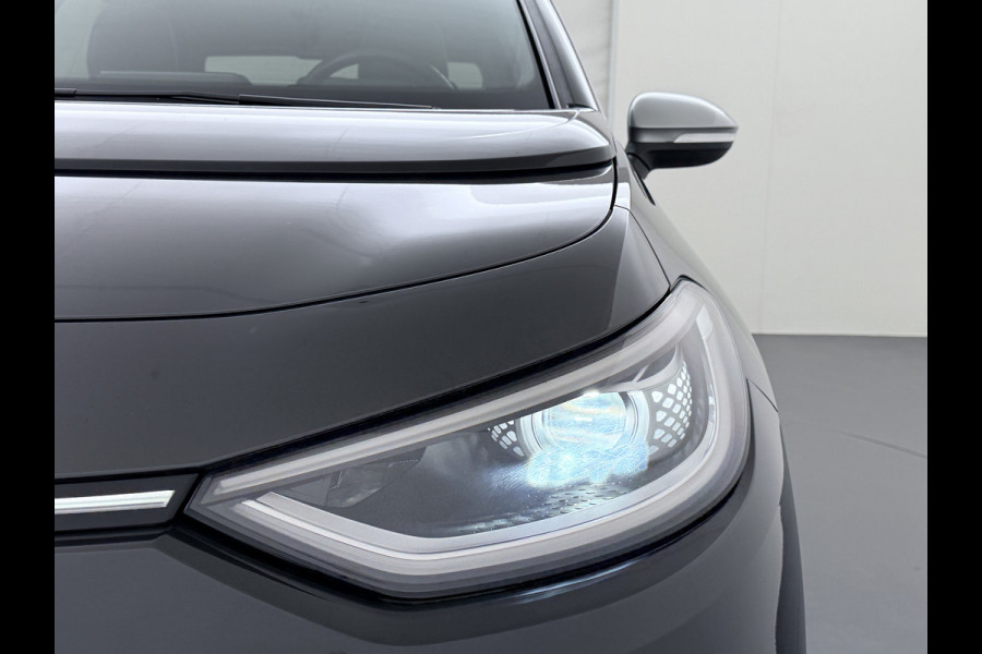 Volkswagen ID.3 First Plus 58kWh SOH 91% Adap.Cruise Apple Carplay Android Lmv 19" Navi Camera Pdc Stoel+Stuurverwarming Keyless Advanced Matrix Led + Dynamisch Led Achterlicht en Isofix DAB Privacy Glas Rijstrooksensor SOH 91% 1e Eigenaar Origineel Nederlandse Auto