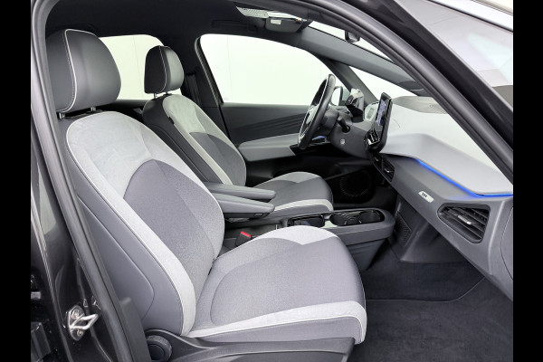 Volkswagen ID.3 First Plus 58kWh SOH 91% Adap.Cruise Apple Carplay Android Lmv 19" Navi Camera Pdc Stoel+Stuurverwarming Keyless Advanced Matrix Led + Dynamisch Led Achterlicht en Isofix DAB Privacy Glas Rijstrooksensor SOH 91% 1e Eigenaar Origineel Nederlandse Auto
