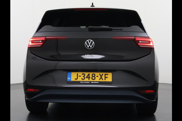 Volkswagen ID.3 First Plus 58kWh SOH 91% Adap.Cruise Apple Carplay Android Lmv 19" Navi Camera Pdc Stoel+Stuurverwarming Keyless Advanced Matrix Led + Dynamisch Led Achterlicht en Isofix DAB Privacy Glas Rijstrooksensor SOH 91% 1e Eigenaar Origineel Nederlandse Auto