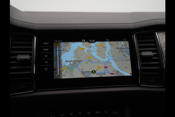 Škoda Kodiaq 1.5 TSI Business Edition Plus Navigatie Camera Stoelverwarming Elek. klep Argon