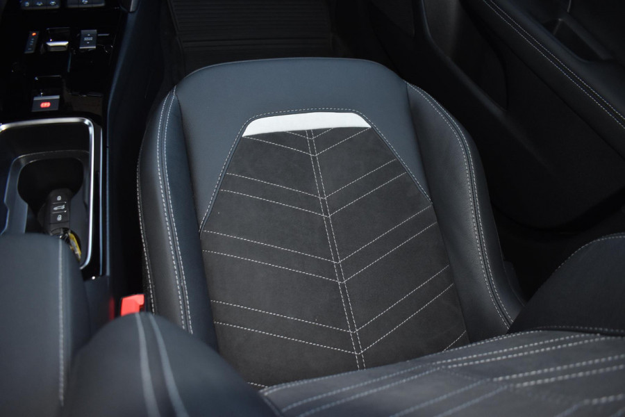 Opel Mokka 1.2 Turbo 130PK Aut. Ultimate | Camera | LED | Carplay | Massage | Incl. garantie