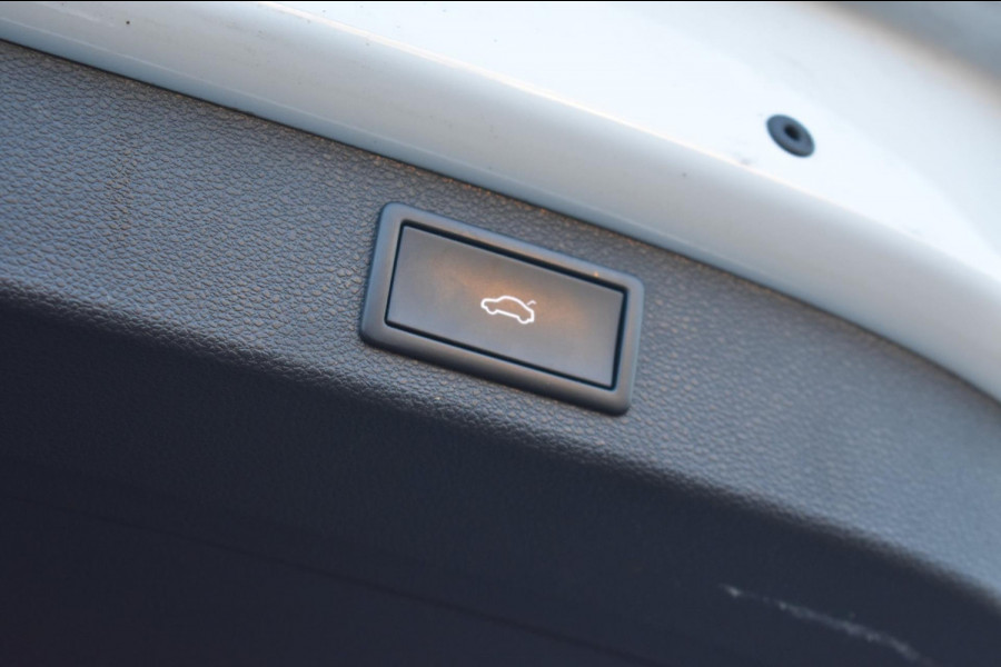 Škoda Kodiaq 1.5 TSI Sportline | MJ22 | TREKHAAK | CANTON | CAMERA | ADAPTIEVE CRUISE CONTROLE | SFEERVERLICHTING | NAP