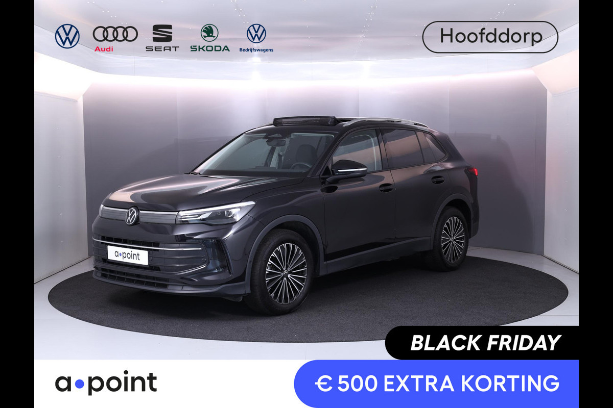 Volkswagen Tiguan 1.5 eTSI Life Edition 130 pk Automaat (DSG) | Verlengde garantie | Navigatie | Panoramadak | Elektr. trekhaak | Parkeersensoren (Park assist) | Achteruitrijcamera |