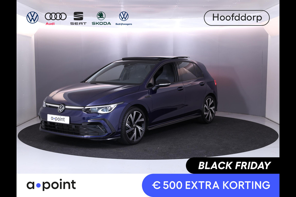 Volkswagen Golf 1.5 eTSI R-Line 150 pk Automaat (DSG) | Navigatie | Panoramadak | Parkeersensoren | Achteruitrijcamera | Matrix LED koplampen | Black Style pakket | R-Line |