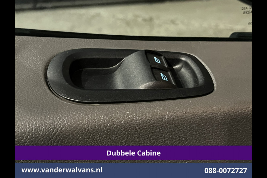 Ford Transit 2.0 TDCI 131pk L3H2 Dubbele Cabine Euro6 Airco | 6-Zits | LED | 2500kg Trekhaak | Cruisecontrol Verwarmde voorruit, Parkeersensoren