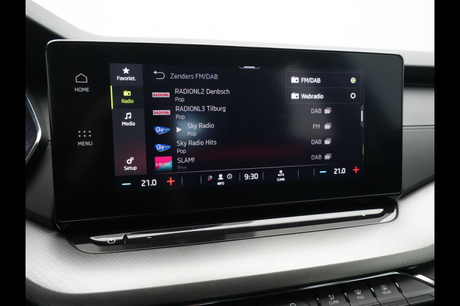 Škoda Octavia Combi 1.0 TSI 110pk Business Edition Trekhaak Navigatie Keyless Clima argon