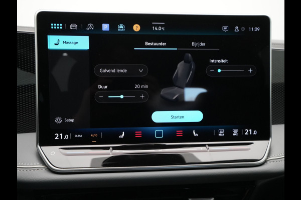 Volkswagen Passat Variant 1.5 eTSI 150pk Business Trekhaak Navigatie Camera Acc ARGON 112