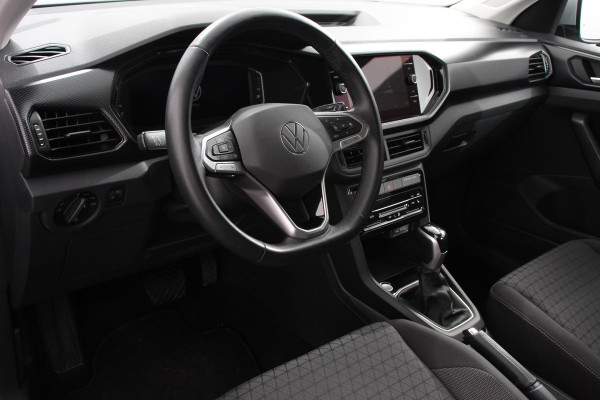 Volkswagen T-Cross 1.0 TSI 110pk DSG Life | Navigatie | Apple Carplay/Android Auto | Adaptive Cruise Control | Camera | Parkeersensoren | Stoelverwarming | Virtual Cockpit | Climate Control