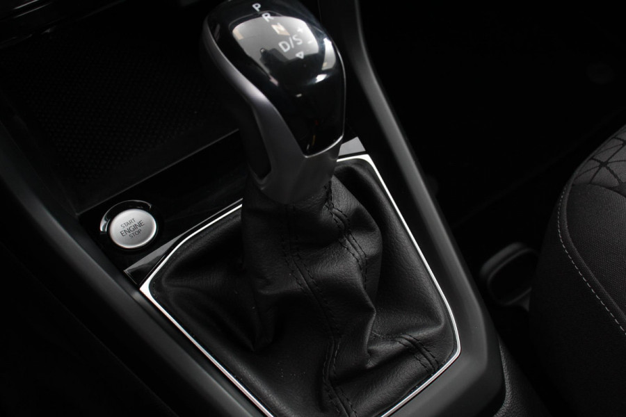 Volkswagen T-Cross 1.0 TSI 110pk DSG Life | Navigatie | Apple Carplay/Android Auto | Adaptive Cruise Control | Camera | Parkeersensoren | Stoelverwarming | Virtual Cockpit | Climate Control