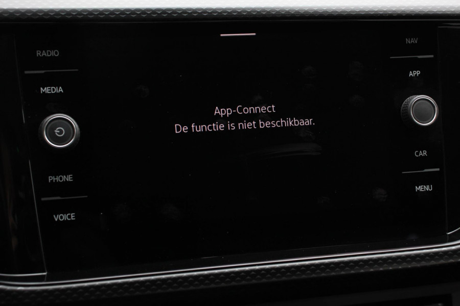 Volkswagen T-Cross 1.0 TSI 110pk DSG Life | Navigatie | Apple Carplay/Android Auto | Adaptive Cruise Control | Camera | Parkeersensoren | Stoelverwarming | Virtual Cockpit | Climate Control