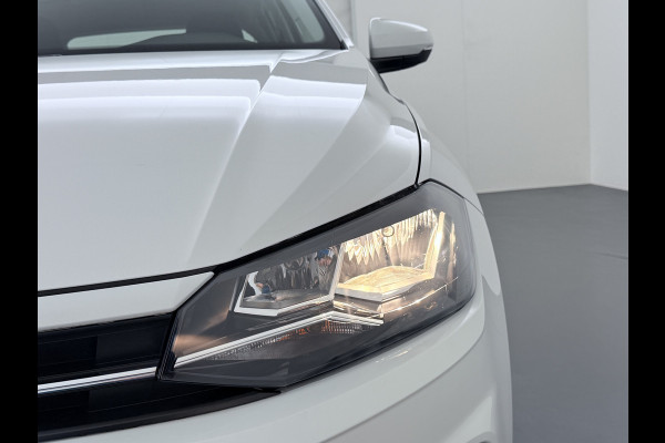 Volkswagen Polo 1.0TGI 5Drs Navi Climatronic Apple Carplay Android Auto Cruise Control Comfortline Executive-pakket DAB+ Bluetooth App-Connect Led 1e Eigenaar Origineel Nederlandse Auto Compressed Natural Gas