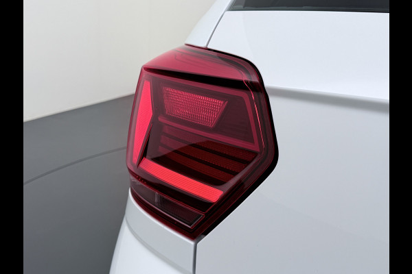 Volkswagen Polo 1.0TGI 5Drs Navi Climatronic Apple Carplay Android Auto Cruise Control Comfortline Executive-pakket DAB+ Bluetooth App-Connect Led 1e Eigenaar Origineel Nederlandse Auto Compressed Natural Gas